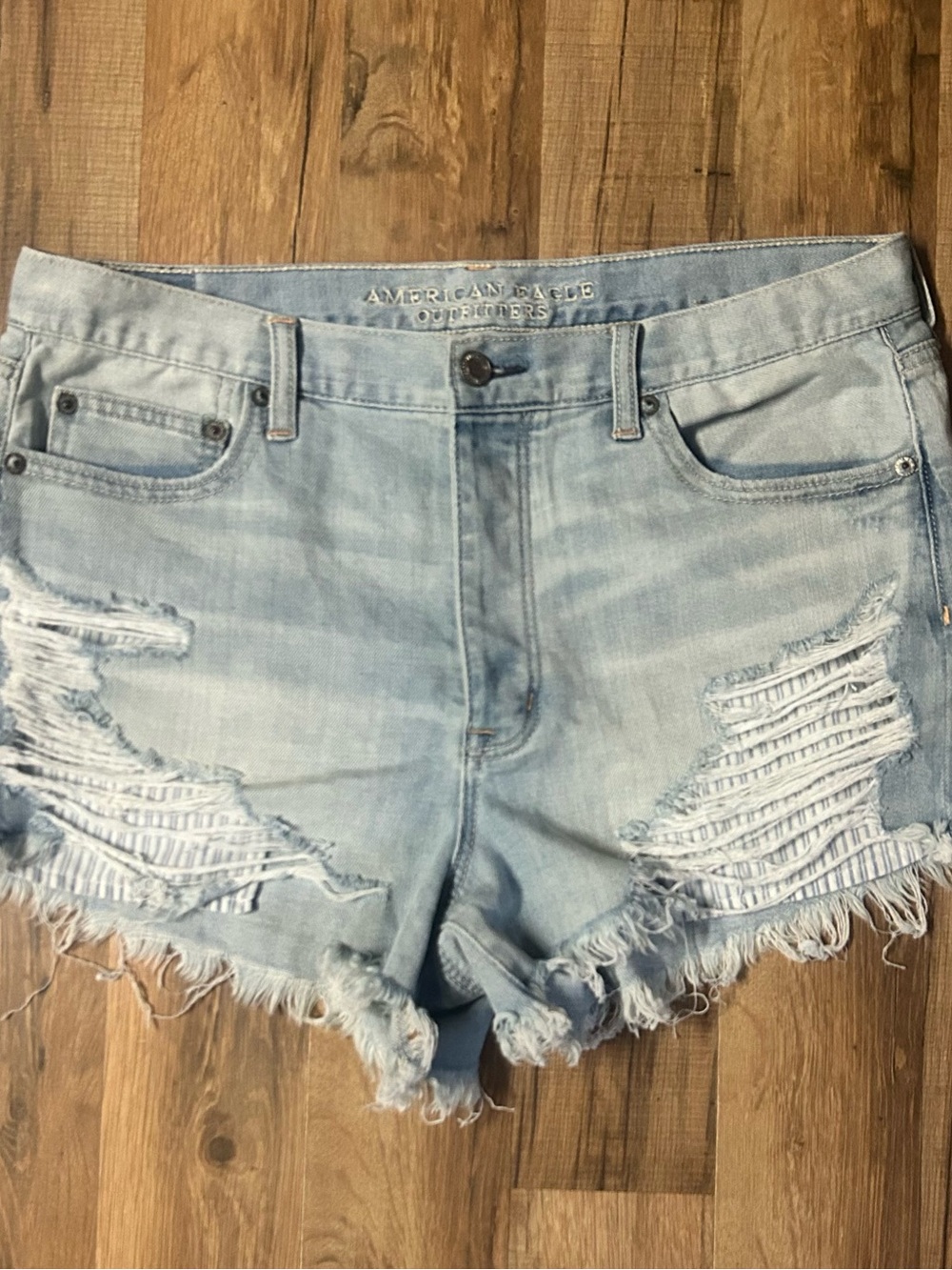 American Eagle hi-rise festival jean shorts size 12